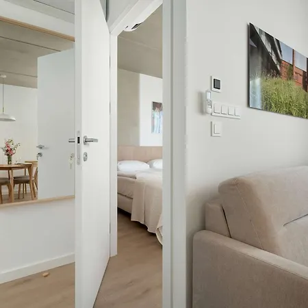 Ksiecia Witolda 60 Stylowy W Klimatycznym Budynku By Renters *