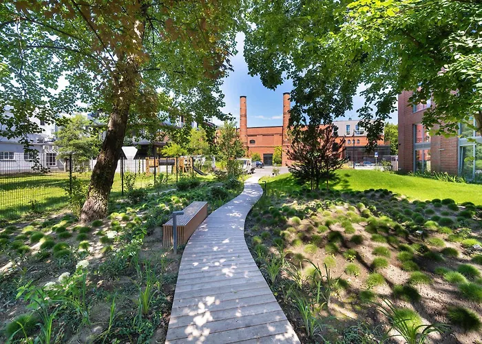 Ksiecia Witolda 60 Stylowy W Klimatycznym Budynku By Renters Wrocław