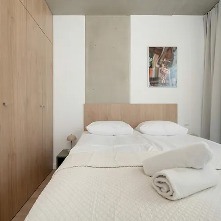 Ksiecia Witolda 60 Stylowy W Klimatycznym Budynku By Renters * ורוצלב