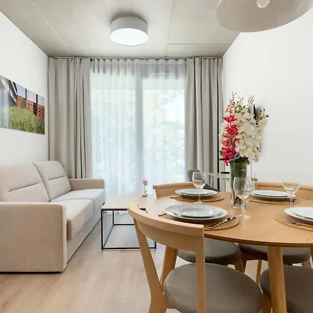 Ksiecia Witolda 60 Stylowy W Klimatycznym Budynku By Renters דירה